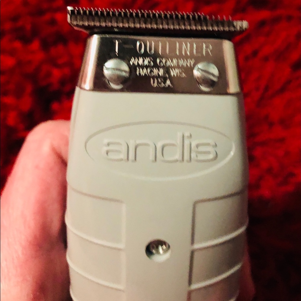Professional T-Outliner Beard/Hair Trimmer with T-Blade, Grey - Picture 10 of 10